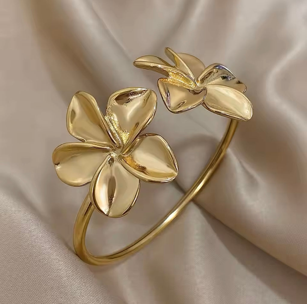 Gold Angelic Dual Flower Bangle